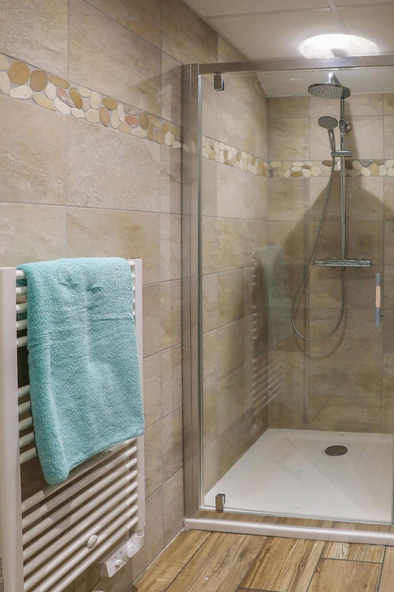 Hotel O Chiroulet Bagnères-de-Bigorre Pokoj fotografie